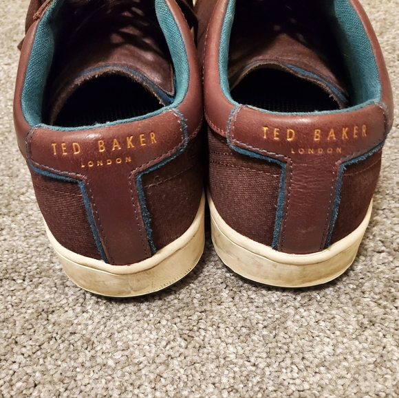 Men's Ted Baker Burgundy runners, size 10 - Picture 4 of 5